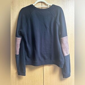 BILLY REID Women’s black crew sweatshirt with leather elbow patches, size M
